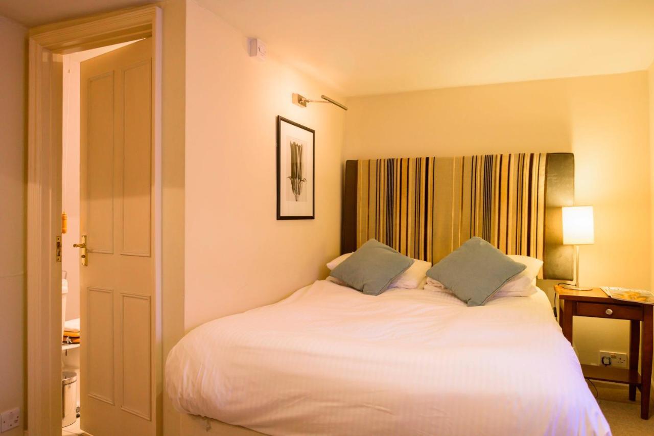 The Swan Hotel - Bradford-On-Avon Екстериор снимка