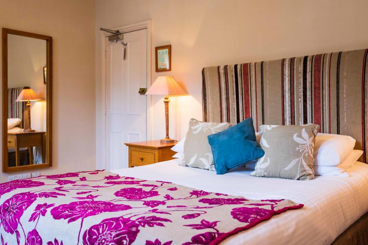 The Swan Hotel - Bradford-On-Avon Екстериор снимка