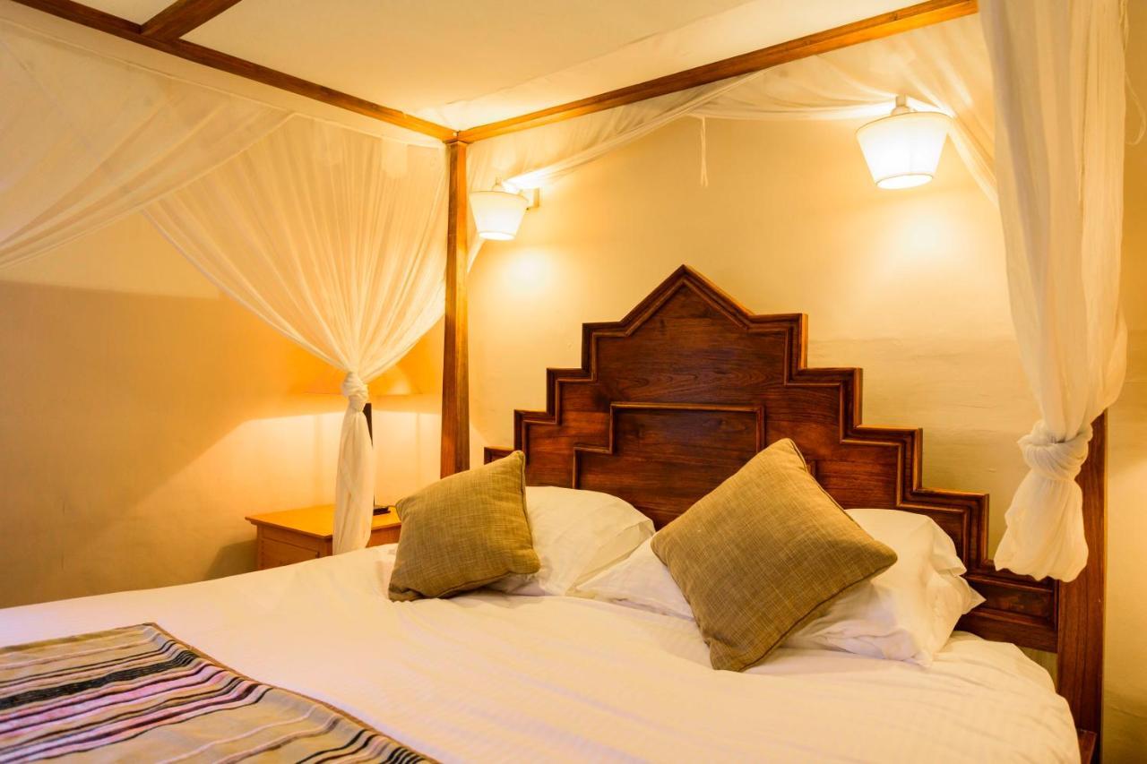 The Swan Hotel - Bradford-On-Avon Екстериор снимка